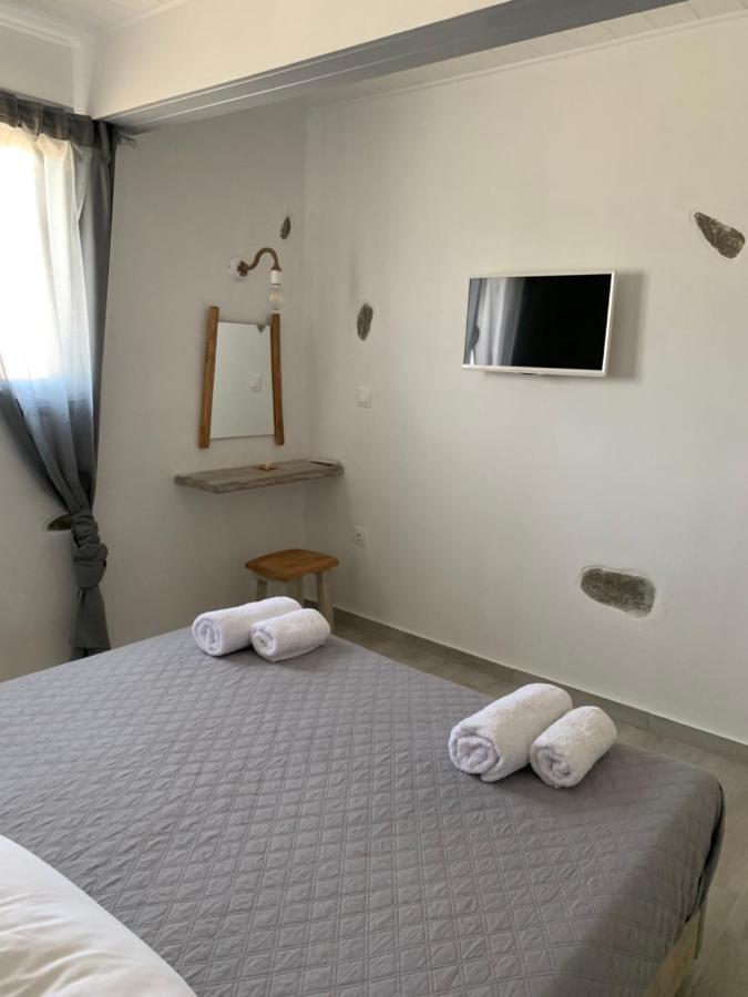 Parian White Luxury Apartments Páros Eksteriør billede